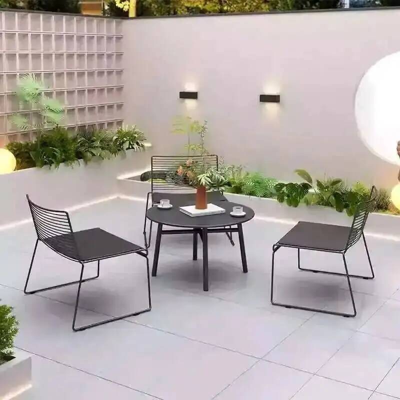 Outdoor Furniture For Cafe - Prosta kawiarnia balkonowa, relaks, żelazo, dziedziniec,